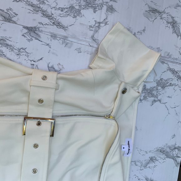 ❌SOLD❌superdown Terri Moto Dress in White Belted - Picture 2 of 8
